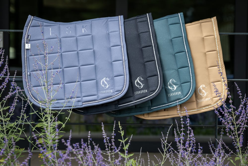 Schabracken in vielen Farben