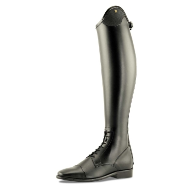 Reitstiefel richtig messen: Schafthöhe, Wadenweite und Fußlänge